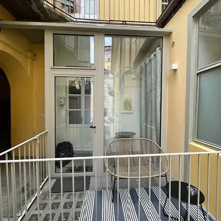Apartment Fronte Piazza -ivrea-